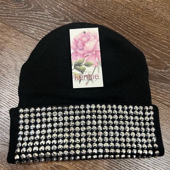 Kensie Accessories - NWT kensie beanie hat black one size